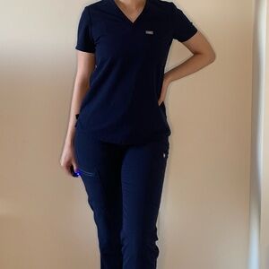 Figs Catarina Scrub Top🩶